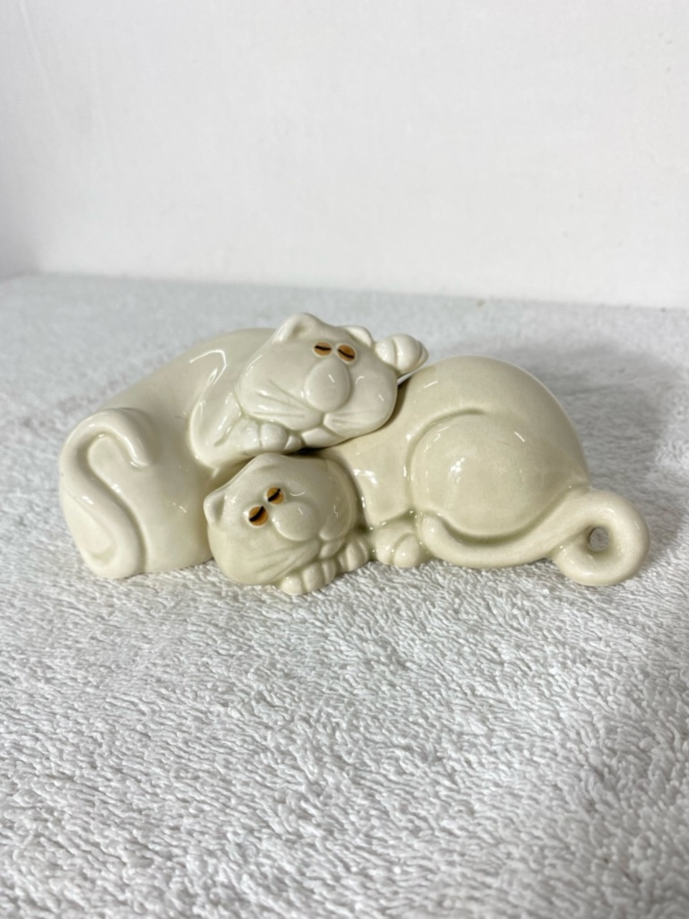 Vintage Fitz & Floyd Cat Nap Nesting Salt & Pepper Shakers Cottagecore